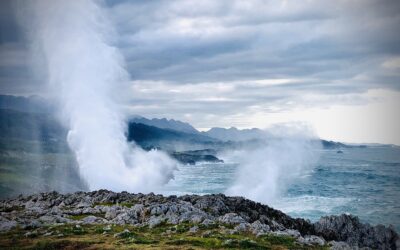 Descubre los Bufones de la Costa Llanisca: Naturaleza y Magia en Santiuste y Pría